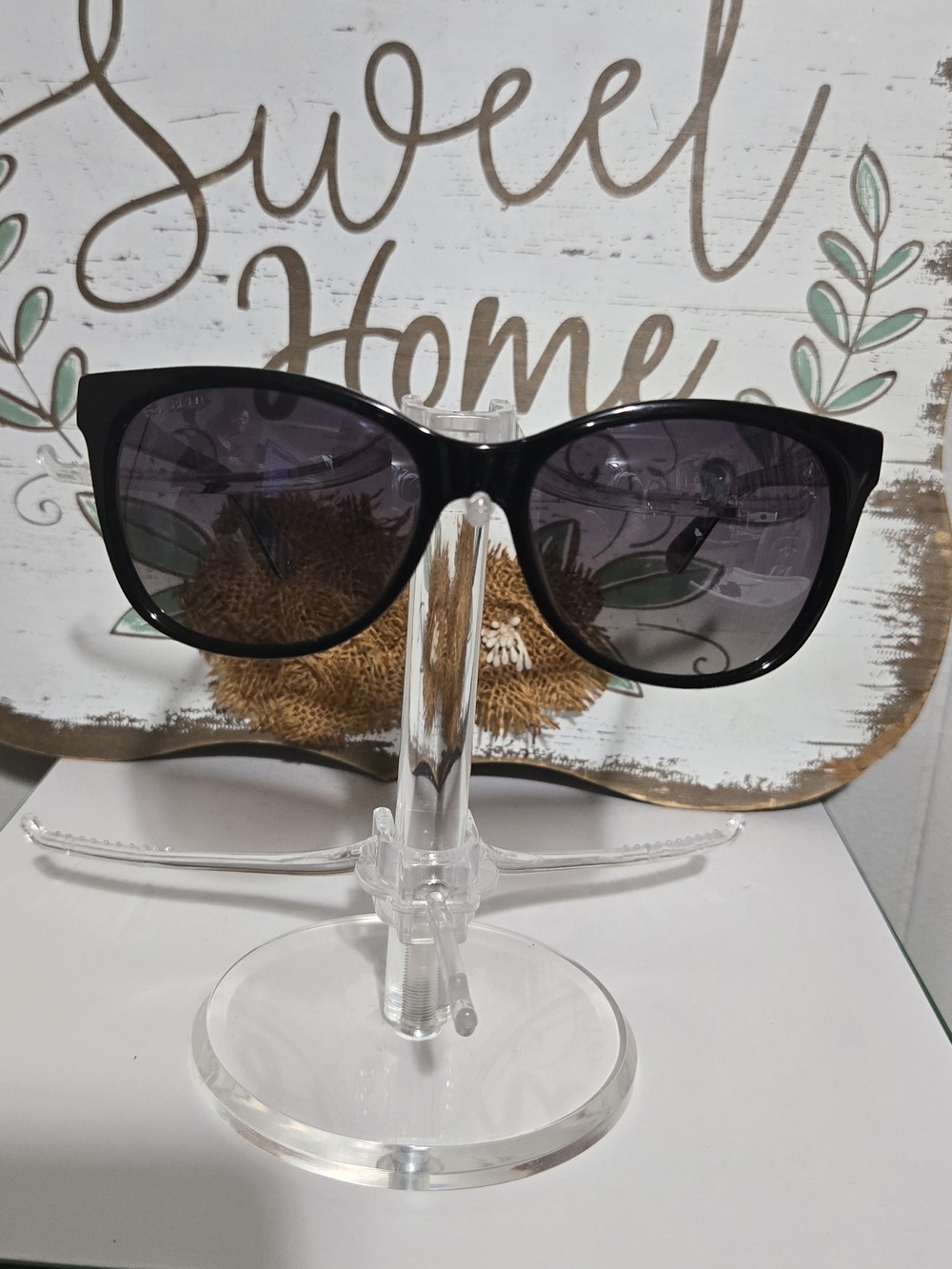 Black Cat-Eye Sunglasses with Gray Gradient Lenses